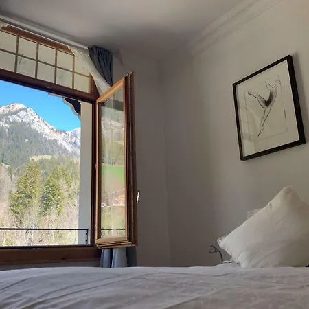La Soldanelle Apartment *